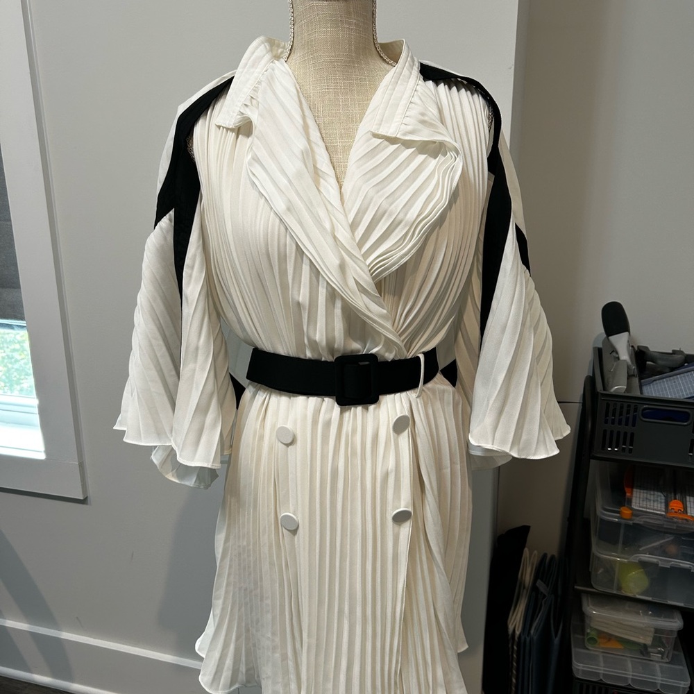 Elegant Self Portrait NWT White and Black Women's Dress with CAPE